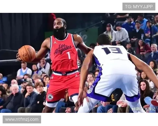 原创哈登末节19秒9分难救主，快船进攻效率垫底真相曝光！球迷：放登哥走吧